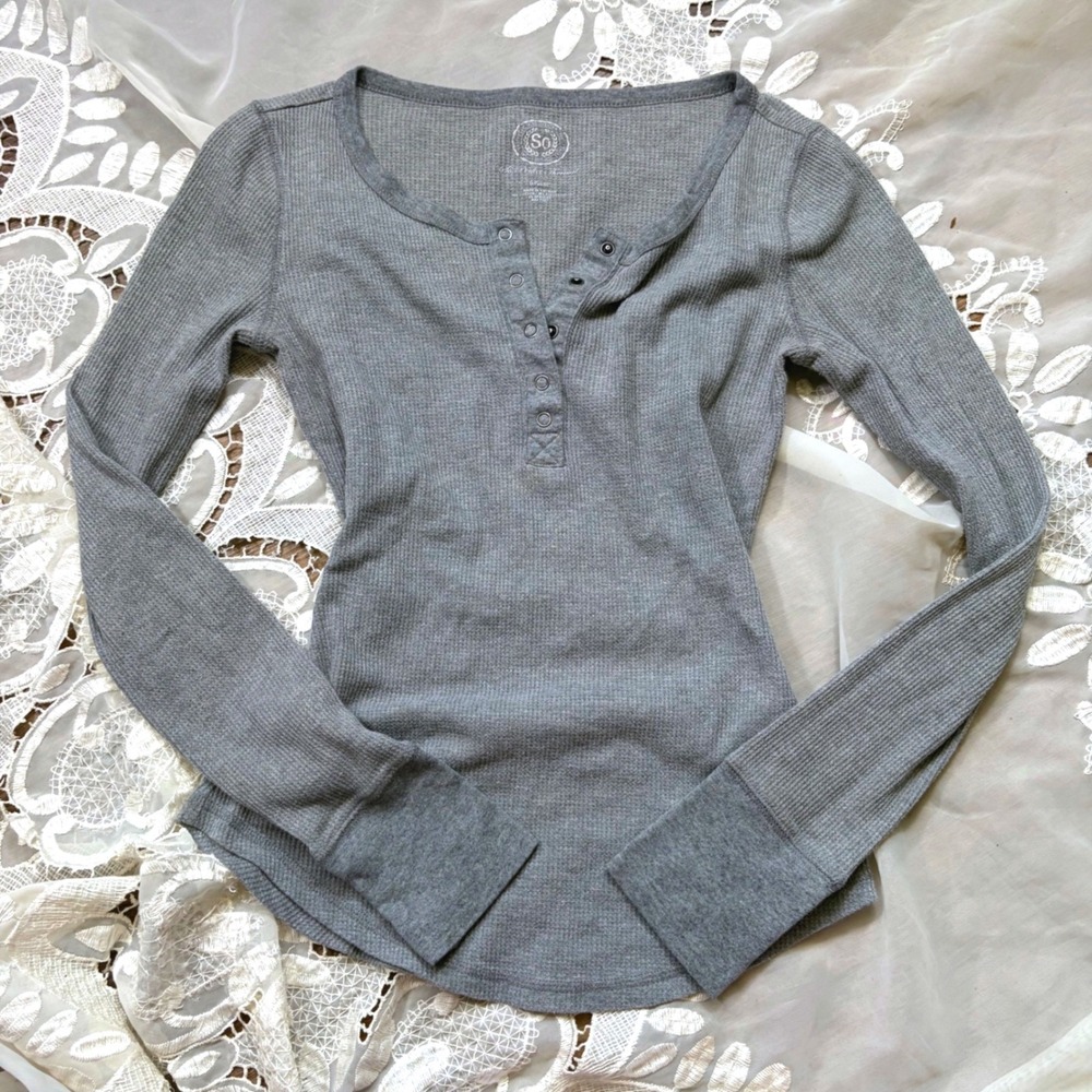 Y2K Henley Fall SO Perfect Thermal Henley Long Sleeve Waffle Knit Top Gray S